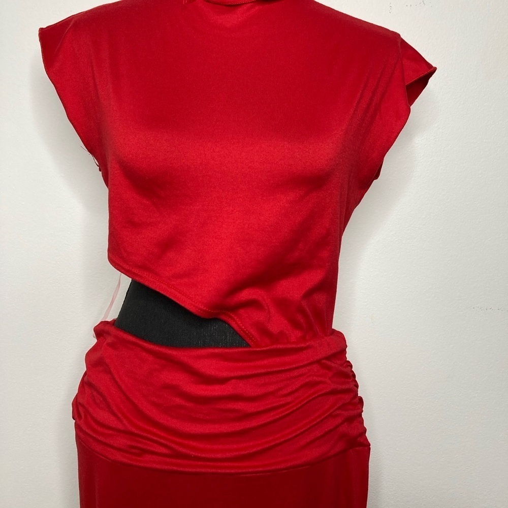 Chic Red Cutout Maxi Dress - Picture 4 of 10